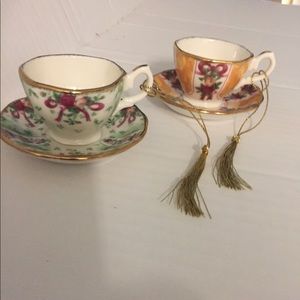 Royal Albert Old Country Roses teacup ornaments